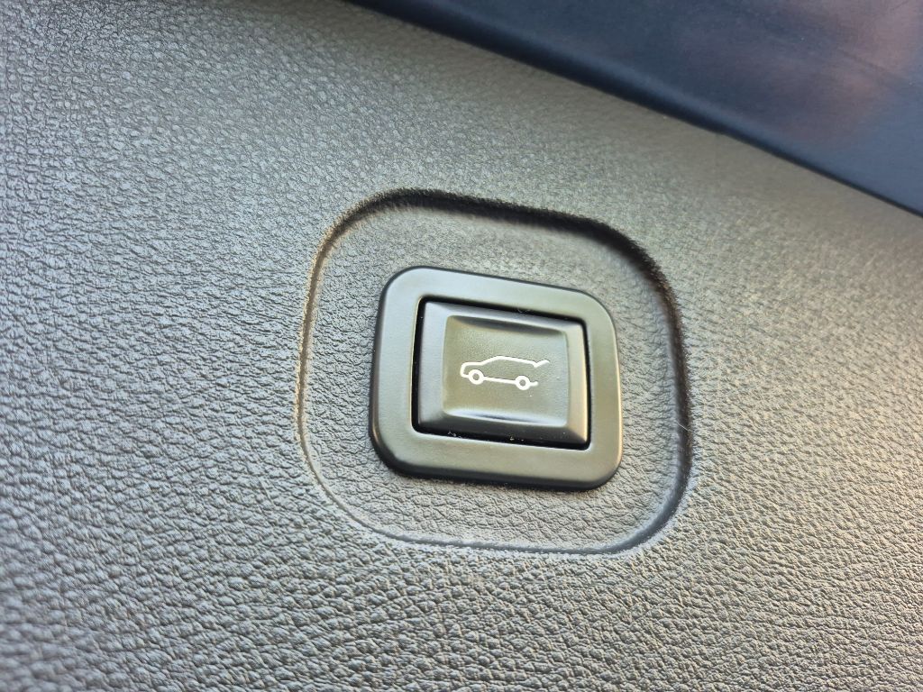 2016 Chevrolet Equinox LTZ - Photo 32
